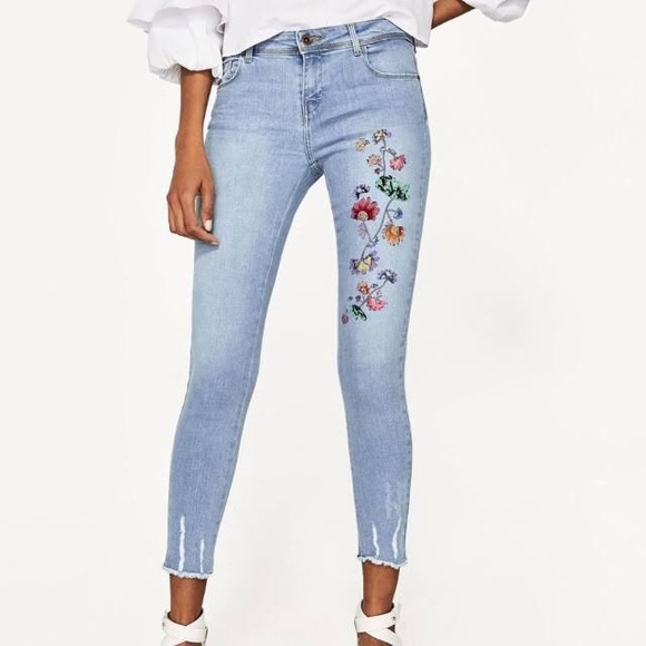 Zara Floral Embroidered Distressed Skinny Jeans